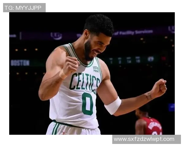 布朗：我们要想办法让怀特找到状态 球队还有很大提升空间