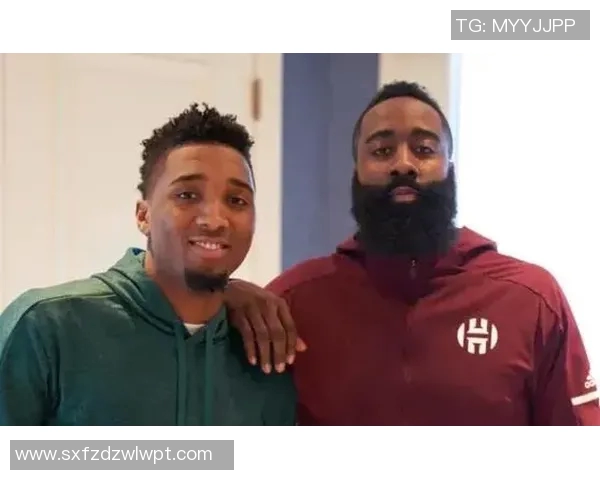 米切尔：作为詹姆斯球迷若能与老詹同队会很特别 但那不取决于我